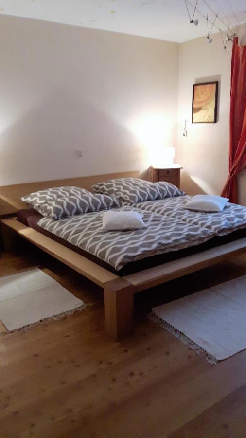 Ferienwohnung-malanders Andernach Zimmer foto